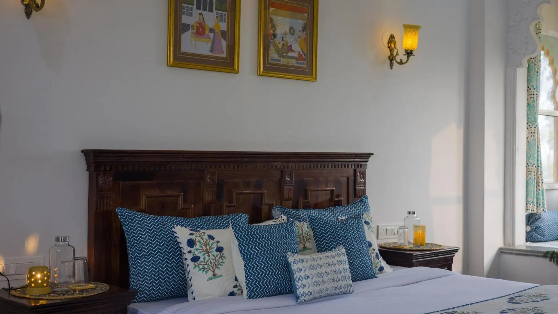 Elivaas Amber Royale 3 Bhk With Pvt Pool & Terrace Βίλα Ουνταϊπούρ